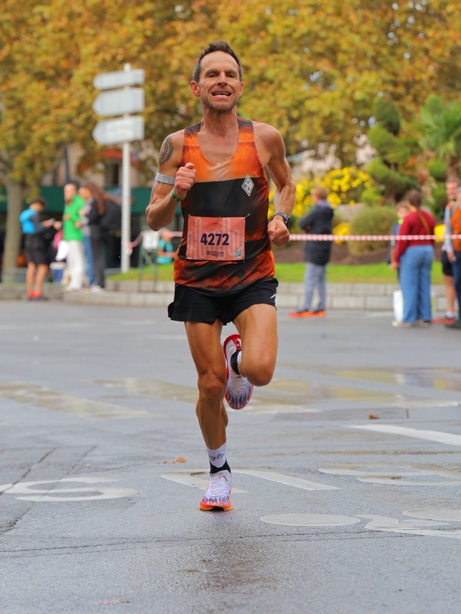 Club racing · Custom singlet in competition